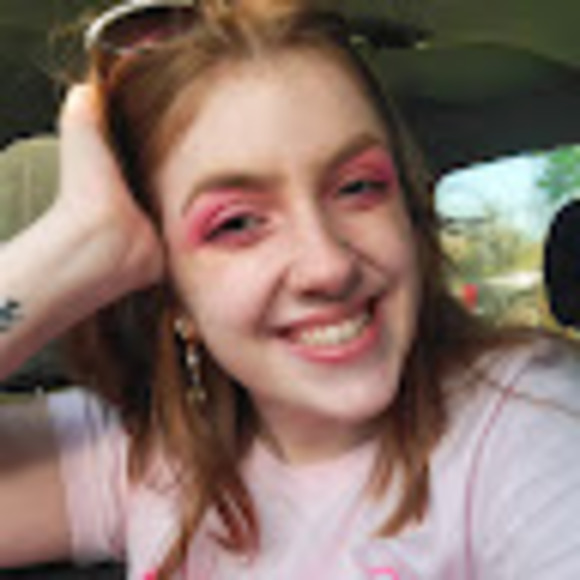 Meet your Posher, Brooklynn - Picture 1 of 1